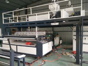 LSPE1800型四層復合氣泡膜機組珠光膜鍍鋁膜PE膜復合氣泡膜機